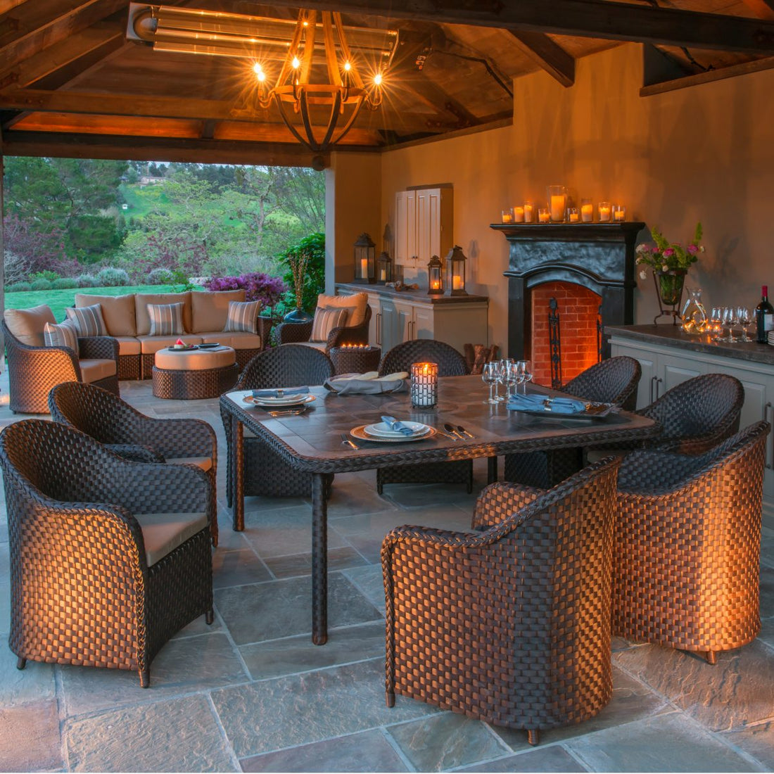 Top 5 Outdoor Entertainment Ideas You Can Try In Your Backyard