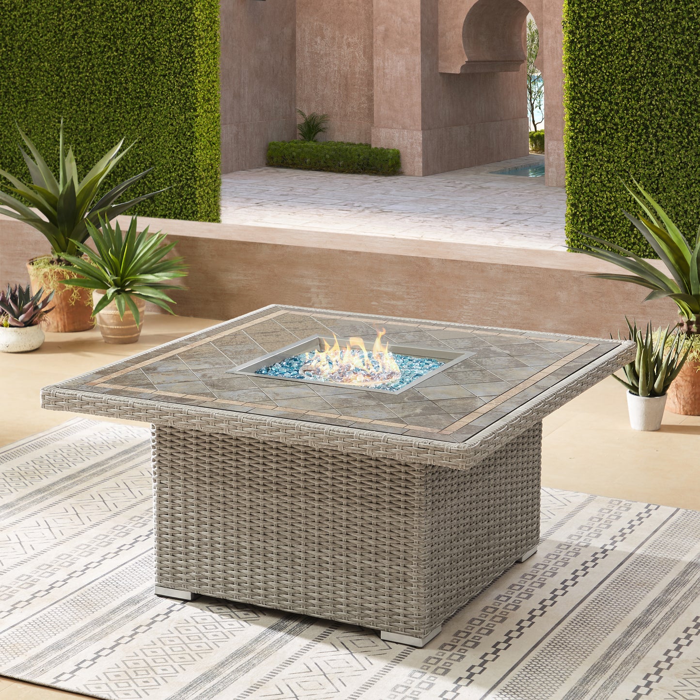 Niko Aluminum Propane Outdoor Fire Pit Table with Lid